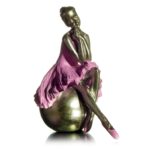 Статуэтка "Балерина в розовой пачке на шаре" h-16см, полистоун