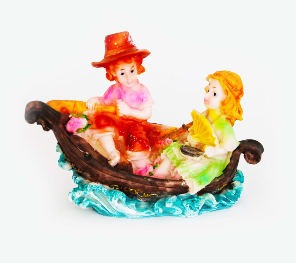 Фигурка декоративная "Дети в лодке", 11*16см, керамика