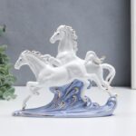 Статуэтка "Скачки арабских скакунов", 16х17см, фарфор