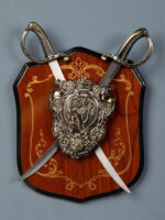 Сувенир геральдика "Лев и две сабли"