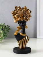 Сувенир бюст "Девушка с цветком золотого цвета в полосатом наряде"